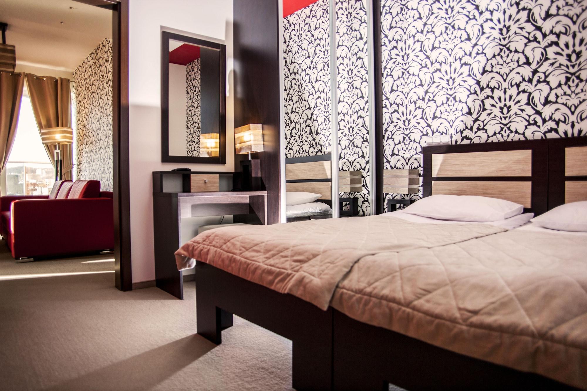 Hotton Hotel