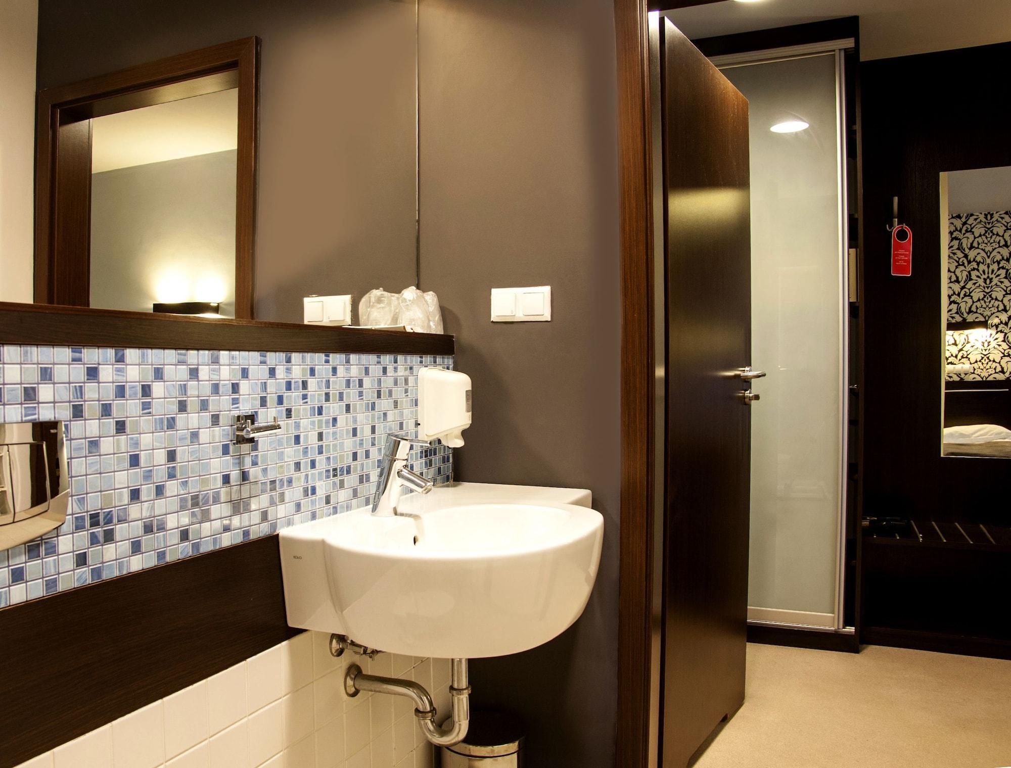 Hotel Hotton 3*