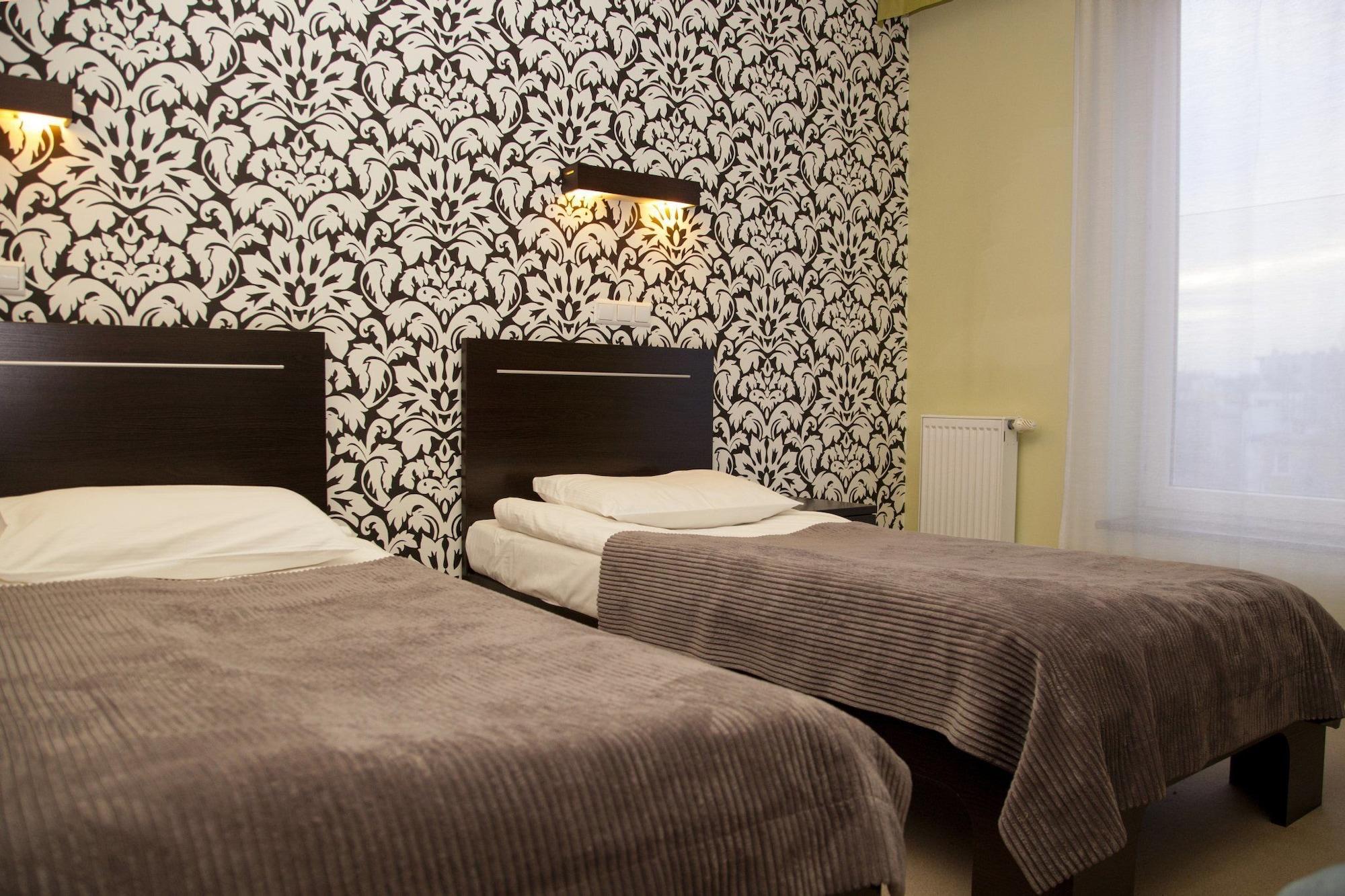 Hotel Hotton 3*