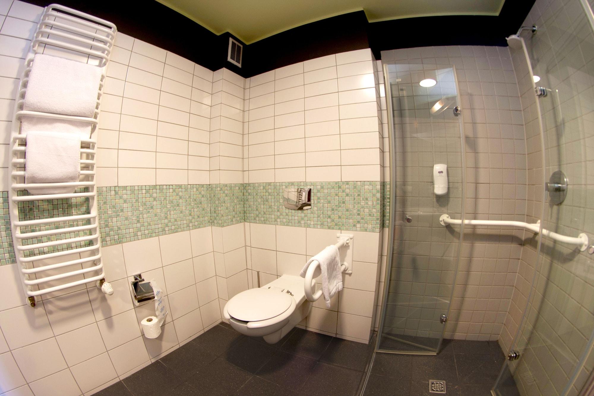 Hotton Hotel