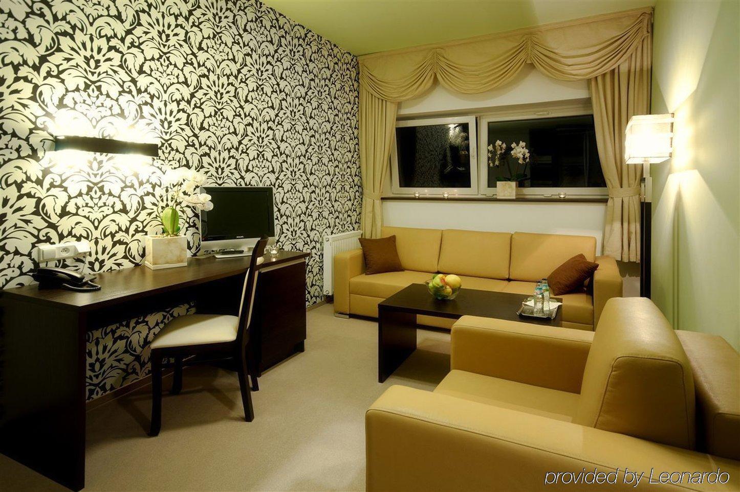 Hotel Hotton 3*